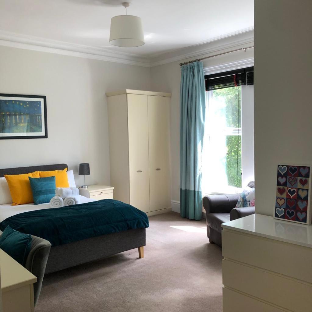 Comfy Big 7 Bedroom Townhouse Harrogate Esterno foto